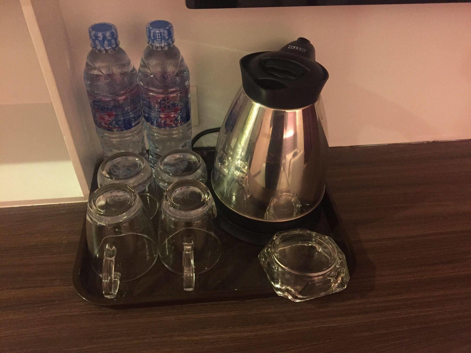 庇荫精品酒店 Patong 外观 照片